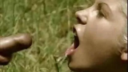 Stroga tetka sisa stojeći kurac pornici besplatni video na poslu