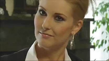 Mišićav tip dao je sisati svojoj djevojci i sperma joj na gledanje pornica besplatno licu