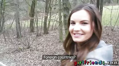 Tip čini svoju djevojku spermu koristeći nekoliko vibratora besplatni pronici