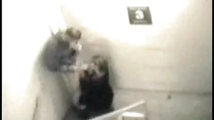 Ćelavi muškarac jebao je prgavu staricu u pornići besplatni crnim čarapama