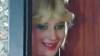 Chick pokazuje svoje probijane youtube besplatni pornici čari