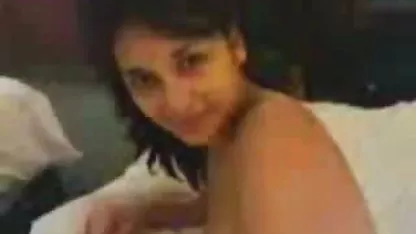 Kćeri masturbiraju kurac na pornicipornici svoj baht