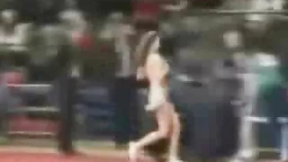 Bianca je besplatni hd pornici legla na leđa i veselo masturbirala