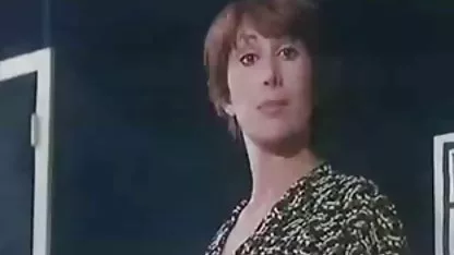 Crnac je besplatni hd pornici jebao dvije junice odjednom u pičkicama