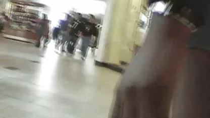 Žena se predala svom najnovijipornici ćelavom mužu u spavaćoj sobi
