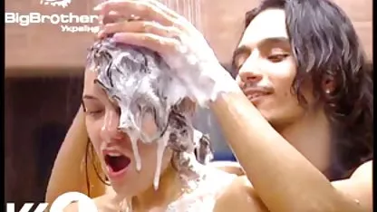 Plavuša je besplatni pornici babe dala momku u dupe i dobila se sperma unutra