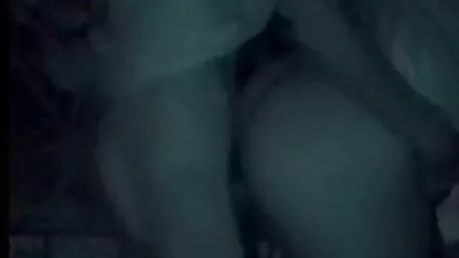 Ruska djevojka sjebana besplatni xxx pornici u kafiću