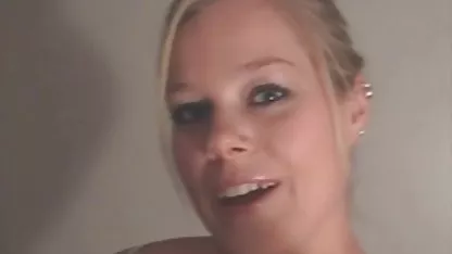 Jako debela Chloe s velikim sisama trza se besplatni domaći pornići od guste mačke