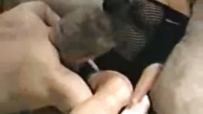 Poželjan susjed besplatni pornuci jebao je vitku plavuša