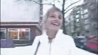 Ćelava mlada plavuša dovela xxx besplatni pornici je momka u grijeh