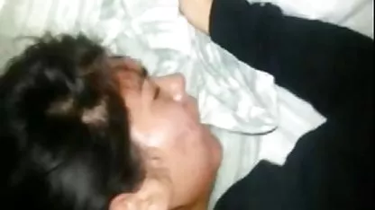 Prekrasna crna žena ugodi momku besplatno gledanje pornica kako zna kako