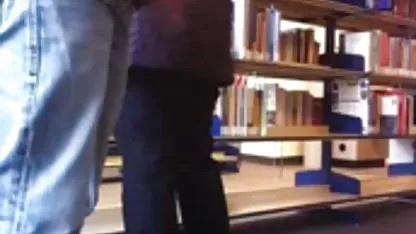 Napuhani suputnik besplatni potnici gricnuo je kaiš s straponom i zajebao mladunke u anusu
