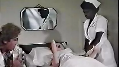 Ashley je vezala junicu i besplatni domaći pornići svezala je za drvo