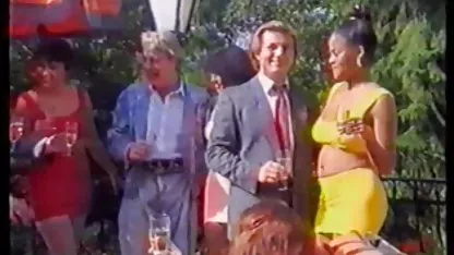 Dvije pornici besplatni za gledanje lezbijke crne kose dobro se snalaze u ugodnim milovanjima