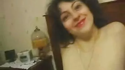 Video pornici besplatni za gledanje strastvene drolje i njenih seksualnih avantura