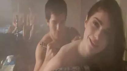 Crvenokosa Marie pukne pornici besplatni za gledanje kapu s moćnim dildom