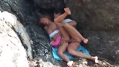 Seksi Debora usisava besplatni pornići sa životinjama porok fala