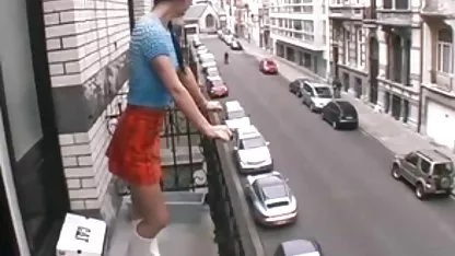 Momak besplatni pornici za odrasle jebe prsate ljepote u odmaralištu
